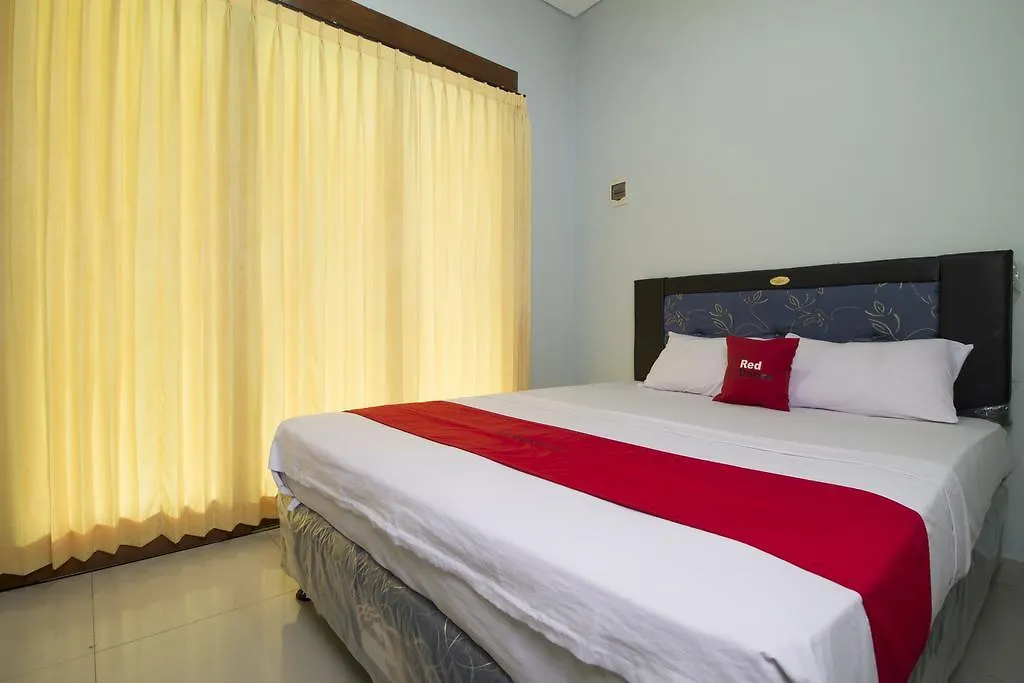 Reddoorz @ Poppies Lane Two Guest House Kuta  Indonesia