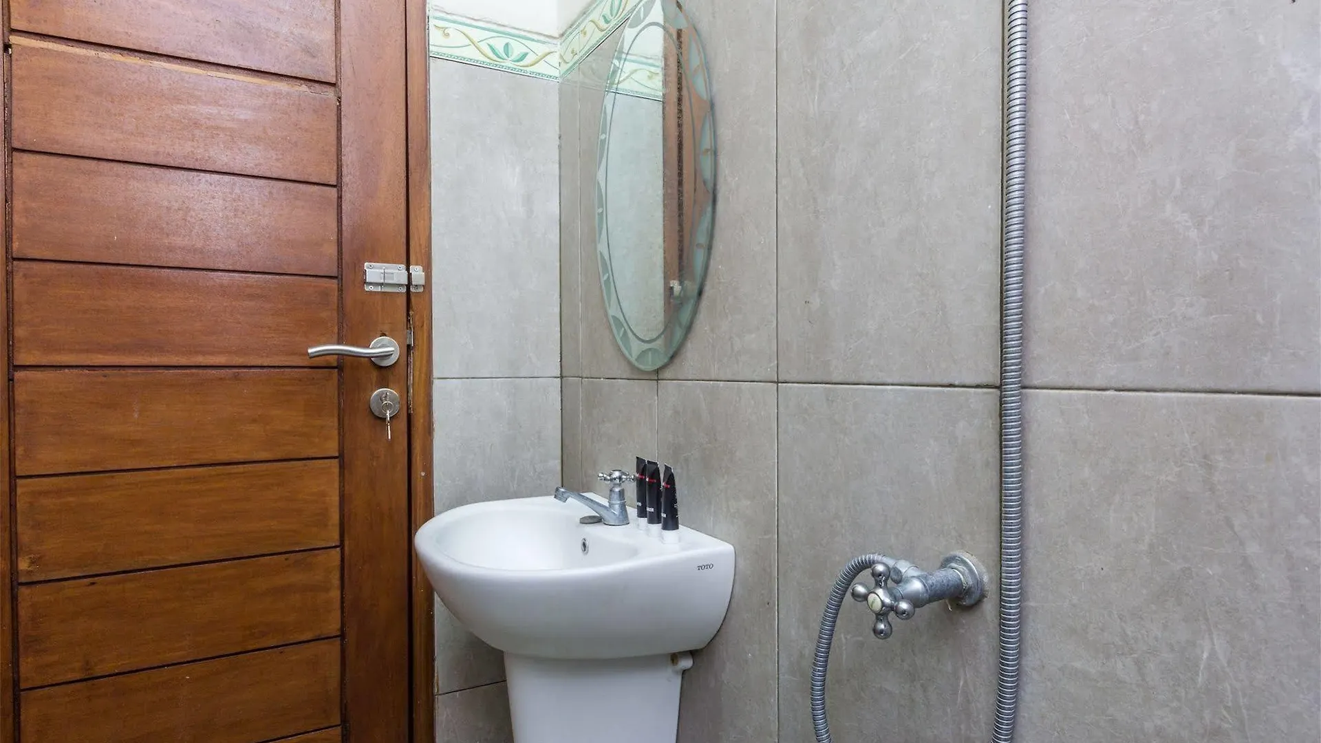 Reddoorz @ Poppies Lane Two Guest House Kuta   Kuta (Bali)