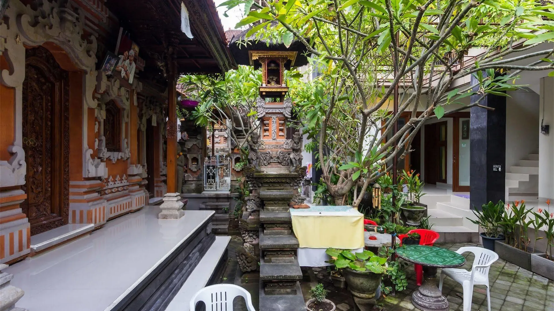 Reddoorz @ Poppies Lane Two Guest House Kuta